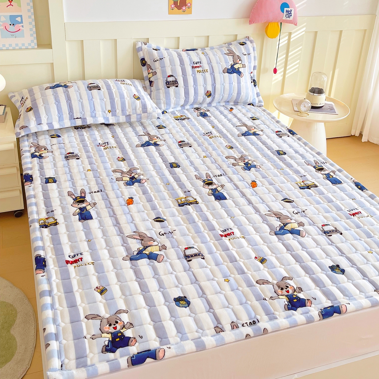 91家纺网 家纺一手货源 找家纺 （总）金鑫汇家纺 2025新款加厚牛奶豆豆绒暖绒包边床褥垫