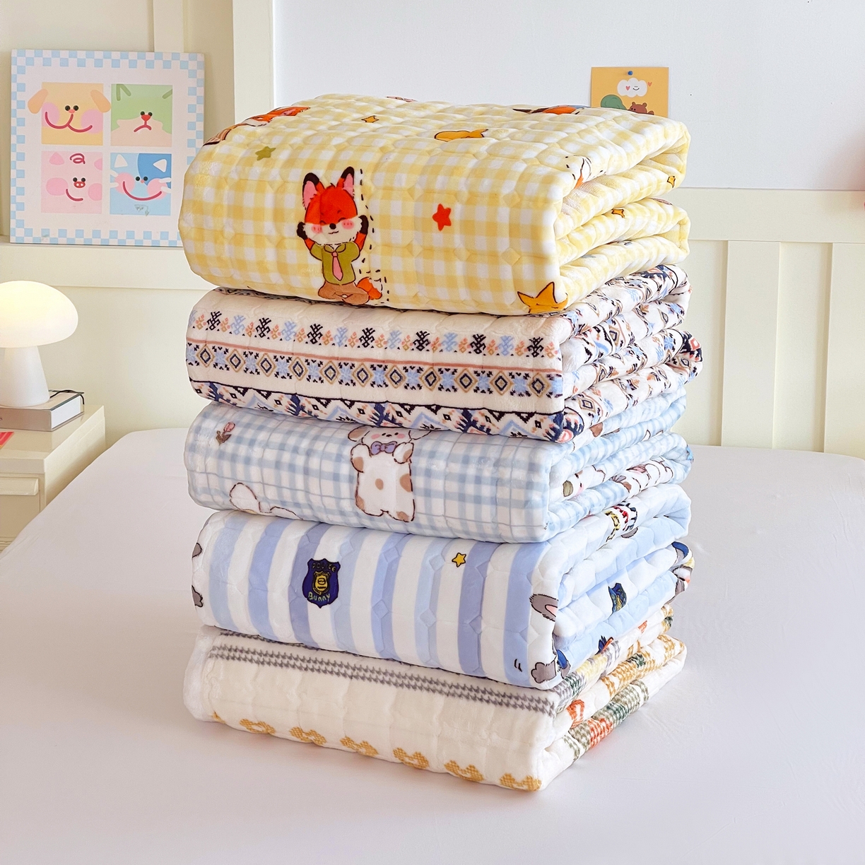 91家纺网 家纺一手货源 找家纺 （总）金鑫汇家纺 2025新款加厚牛奶豆豆绒暖绒包边床褥垫