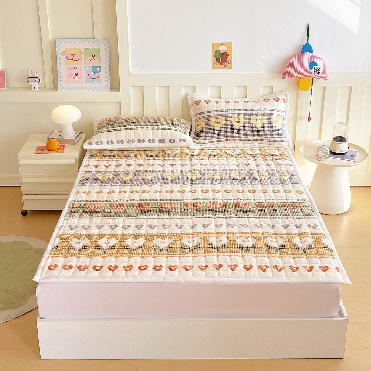 91家纺网 家纺一手货源 找家纺 金鑫汇家纺 2025新款加厚牛奶豆豆绒暖绒包边床褥垫 成人床：同心千鸟格