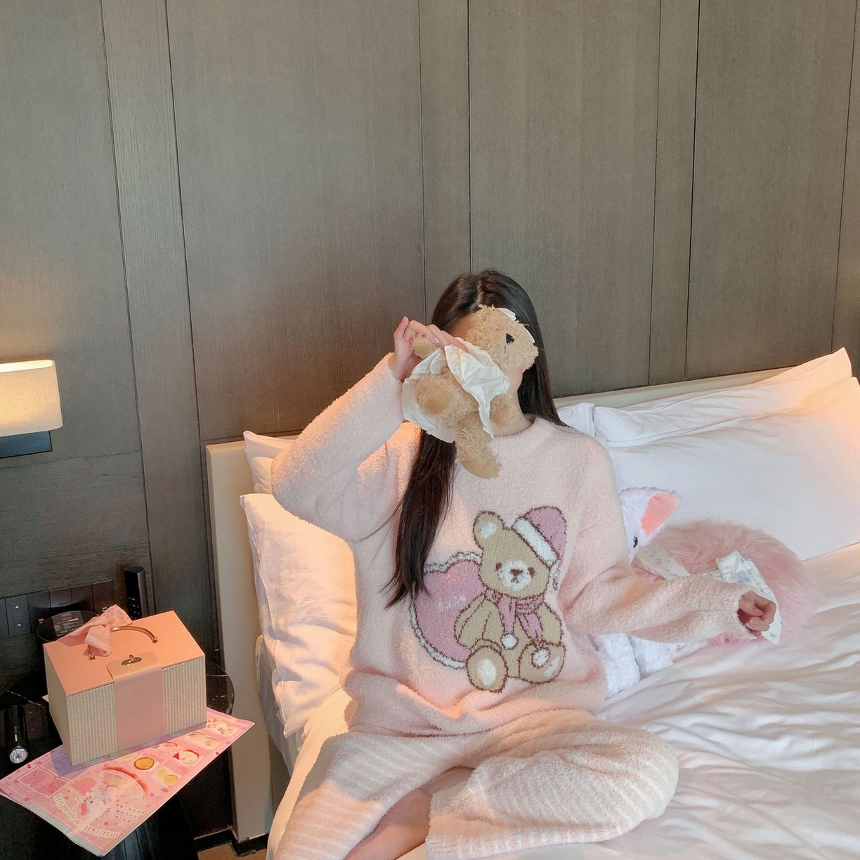 91家纺网 家纺一手货源 找家纺 （总）洛兰沙家居馆 2025新款半边绒睡衣纯色珍珠扣圆领针织开衫外套秋冬新款气质小香风家居服