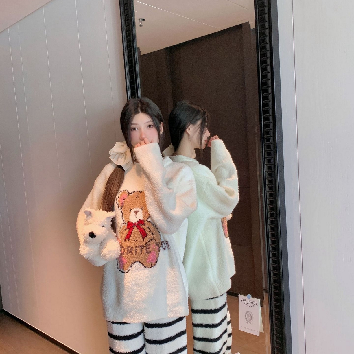 91家纺网 家纺一手货源 找家纺 洛兰沙家居馆 2025新款半边绒睡衣纯色珍珠扣圆领针织开衫外套秋冬新款气质小香风家居服 半边绒m3-小熊