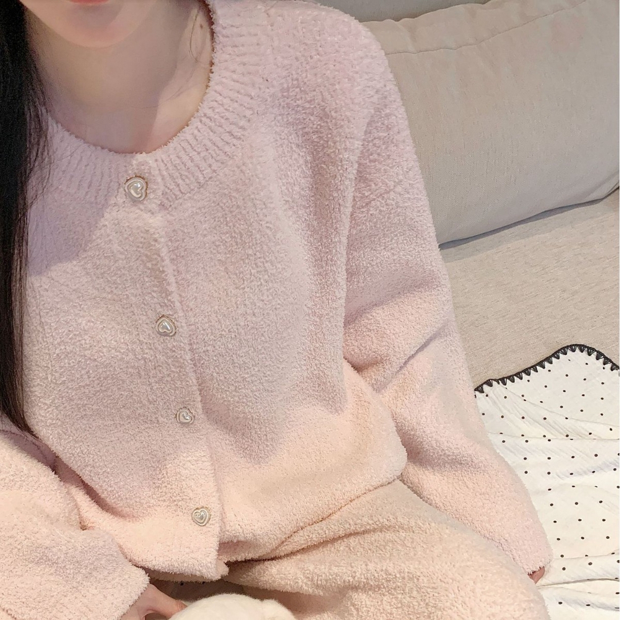 91家纺网 家纺一手货源 找家纺 洛兰沙家居馆 2025新款半边绒睡衣纯色珍珠扣圆领针织开衫外套秋冬新款气质小香风家居服 半边绒m5