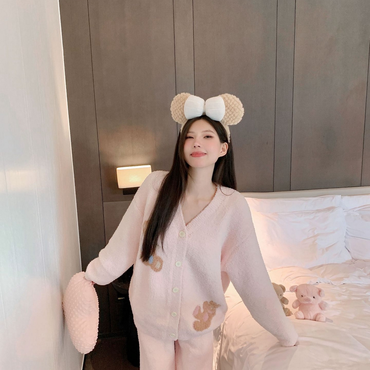 洛兰沙家居馆 2025新款半边绒睡衣纯色珍珠扣圆领针织开衫外套秋冬新款气质小香风家居服 半边绒m7-小熊