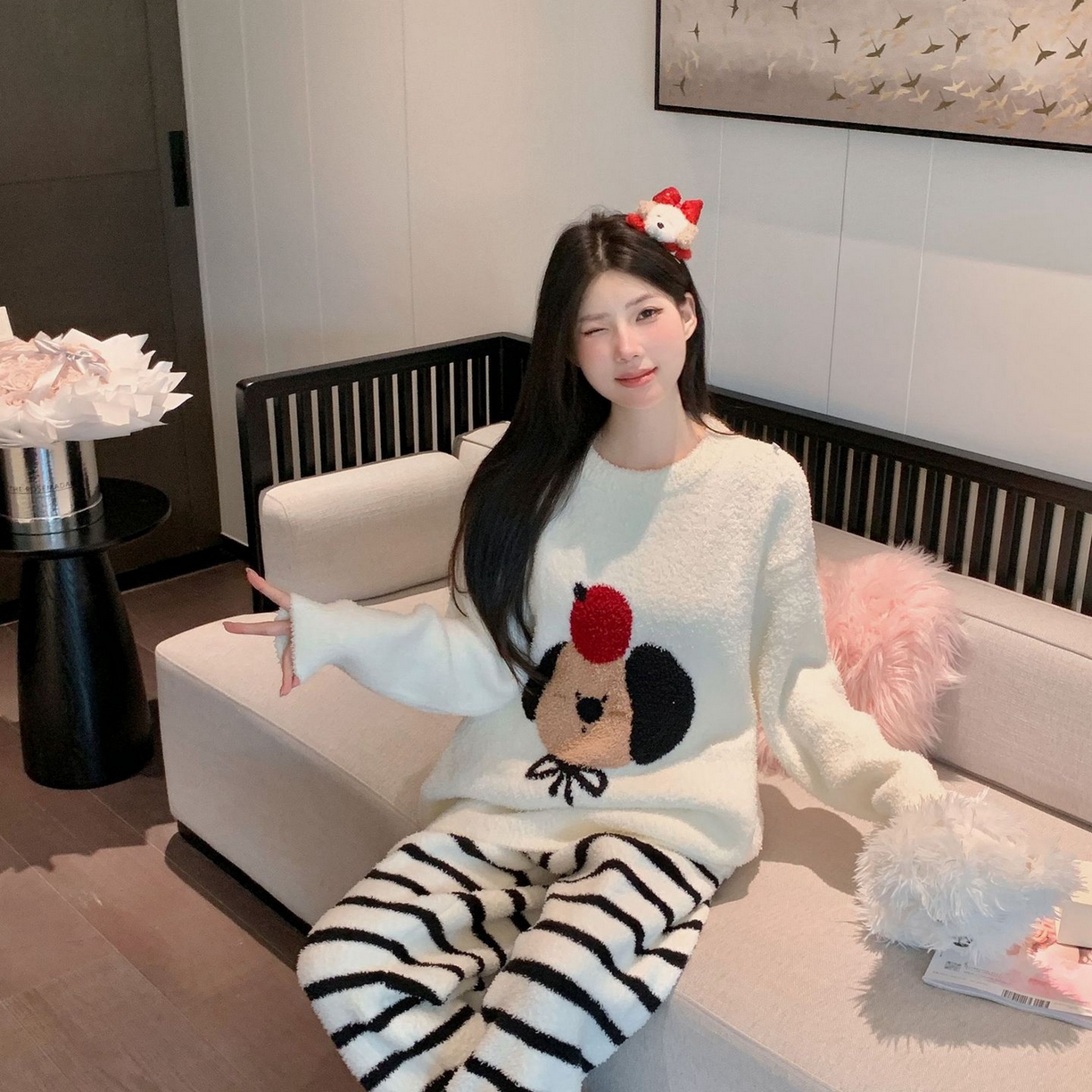 91家纺网 家纺一手货源 找家纺 洛兰沙家居馆 2025新款半边绒睡衣纯色珍珠扣圆领针织开衫外套秋冬新款气质小香风家居服 半边绒m11