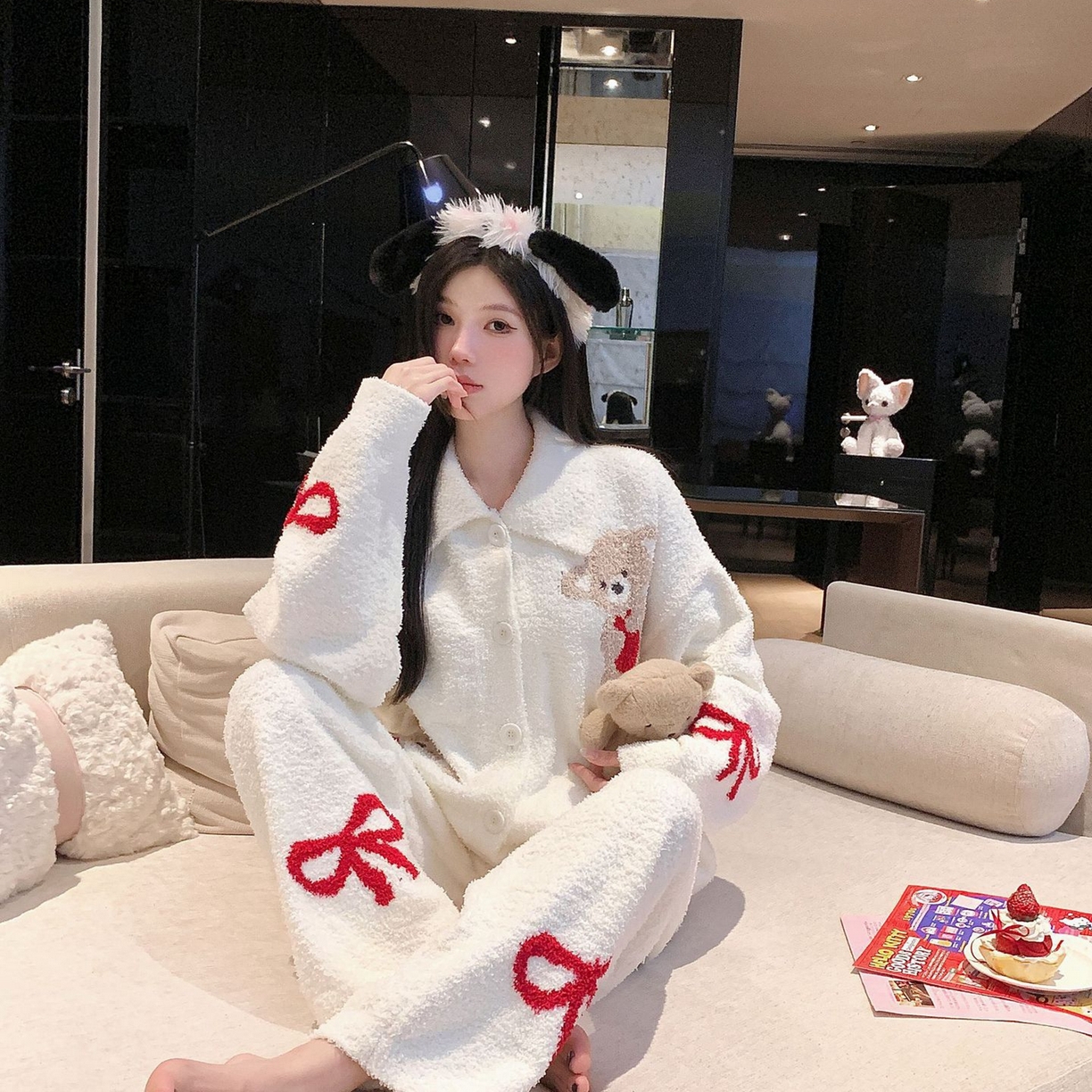 91家纺网 家纺一手货源 找家纺 洛兰沙家居馆 2025新款半边绒睡衣纯色珍珠扣圆领针织开衫外套秋冬新款气质小香风家居服 半边绒m14-蝴蝶结小熊