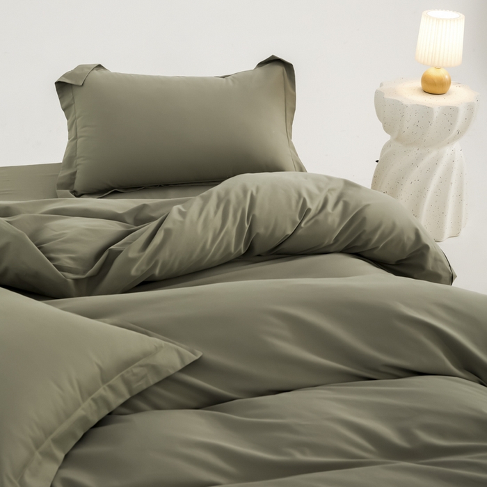 91家纺网 家纺一手货源 找家纺 红淳家纺 2025新款50支长绒棉贡缎磨毛四件套 竹青