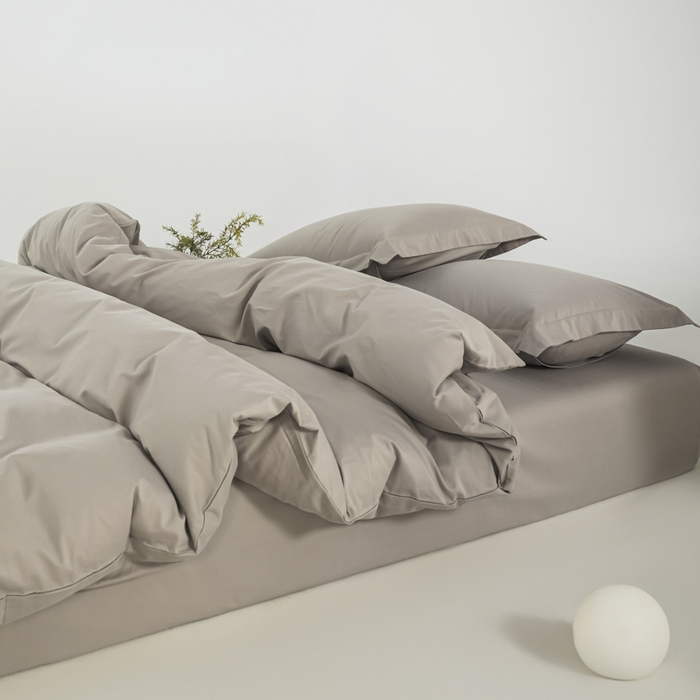 91家纺网 家纺一手货源 找家纺 红淳家纺 2025新款50支长绒棉贡缎磨毛单床笠系列 雅灰