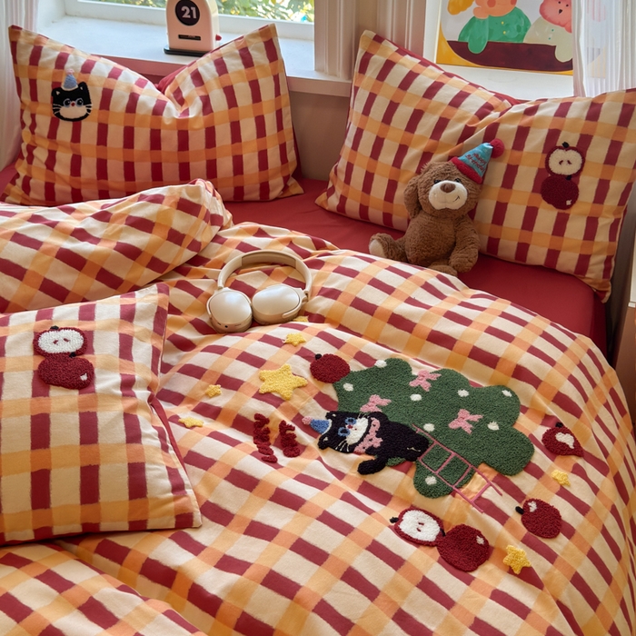 91家纺网 家纺一手货源 找家纺 如意朵 2025新款全棉加厚磨毛绣花四件套风格二（专版花型） 猫和树