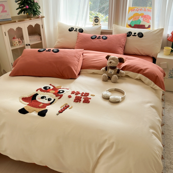 91家纺网 家纺一手货源 找家纺 如意朵 2025新款全棉加厚磨毛绣花四件套风格二（专版花型） 狮来运转