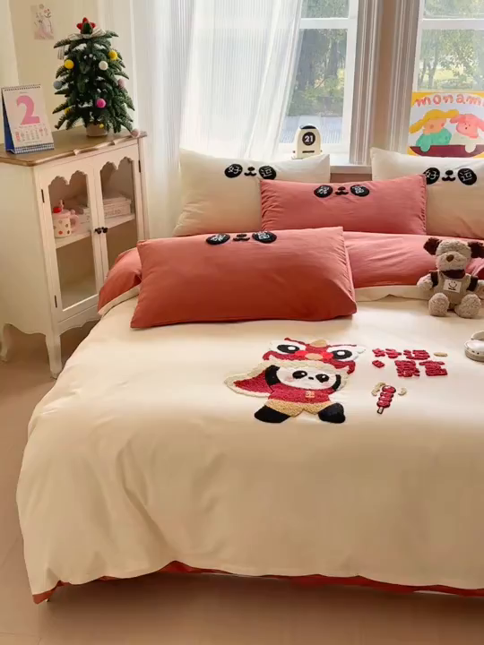 91家纺网 家纺一手货源 找家纺 如意朵 2025新款全棉加厚磨毛绣花四件套风格二（专版花型） 狮来运转