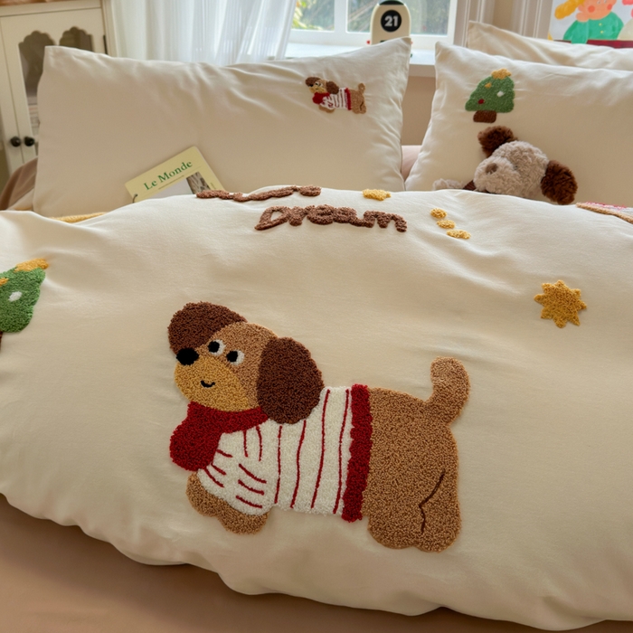 91家纺网 家纺一手货源 找家纺 如意朵 2025新款全棉加厚磨毛绣花四件套风格二（专版花型） 甜心狗狗