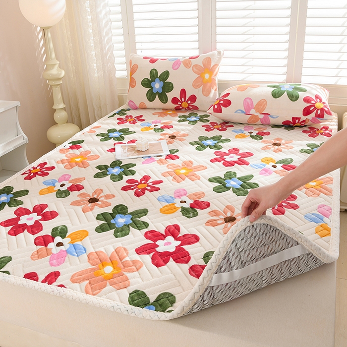 91家纺网 家纺一手货源 找家纺 （总）圣靓家纺 2025新款牛奶绒加厚保暖夹棉床褥床垫