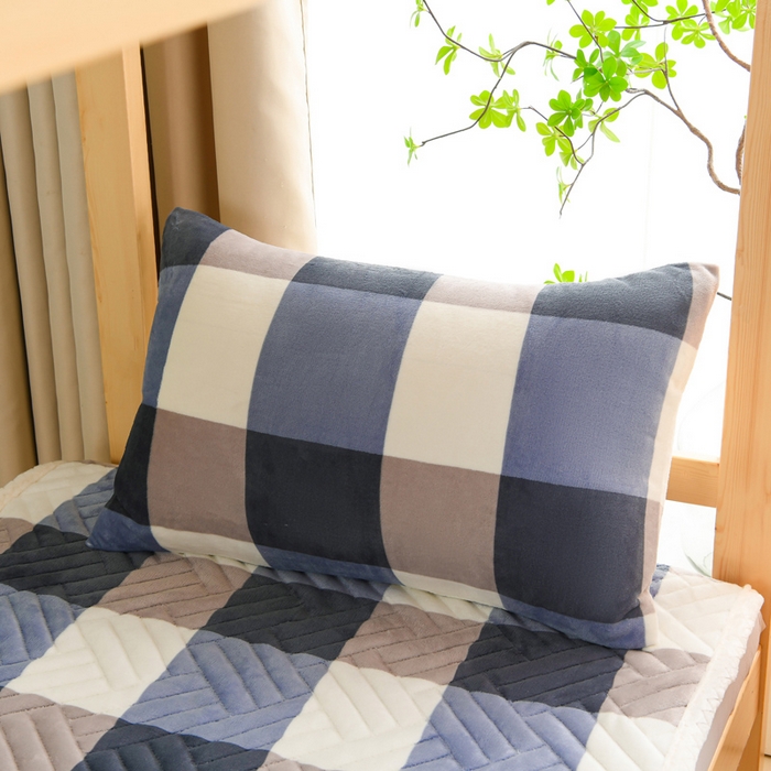 91家纺网 家纺一手货源 找家纺 圣靓家纺 2025新款牛奶绒加厚保暖夹棉床褥床垫 简尚