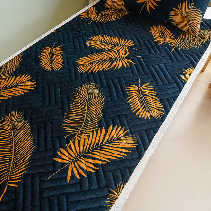 91家纺网 家纺一手货源 找家纺 圣靓家纺 2025新款牛奶绒加厚保暖夹棉床褥床垫 年华