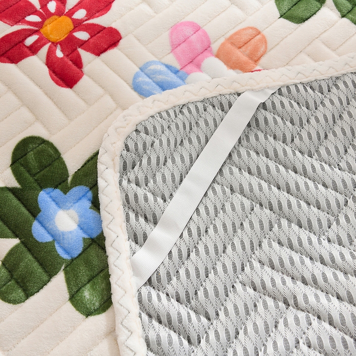 91家纺网 家纺一手货源 找家纺 圣靓家纺 2025新款牛奶绒加厚保暖夹棉床褥床垫 繁花