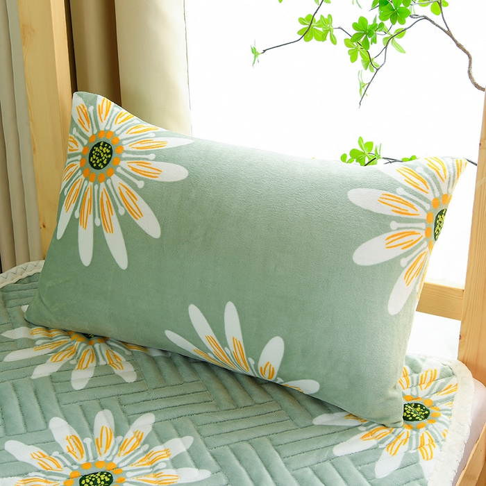 91家纺网 家纺一手货源 找家纺 圣靓家纺 2025新款牛奶绒加厚保暖夹棉床褥床垫 暖阳