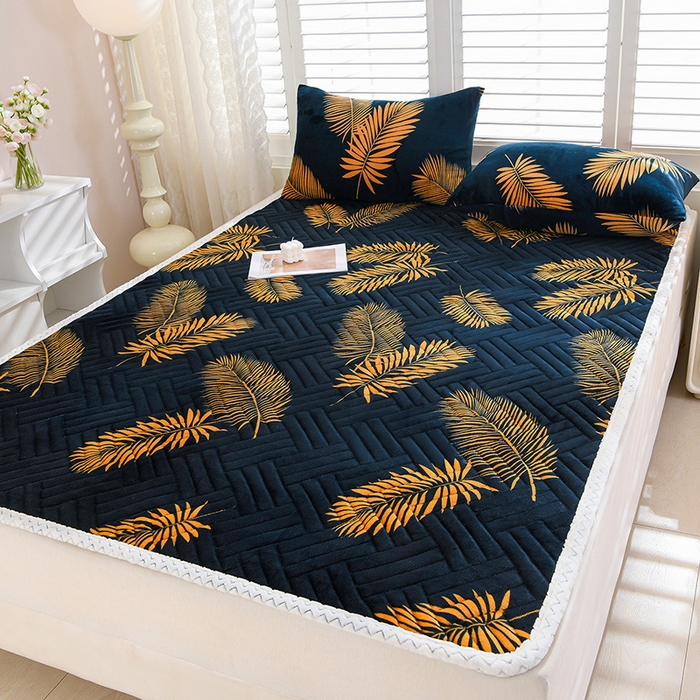 91家纺网 家纺一手货源 找家纺 圣靓家纺 2025新款牛奶绒加厚保暖夹棉床褥床垫 年华