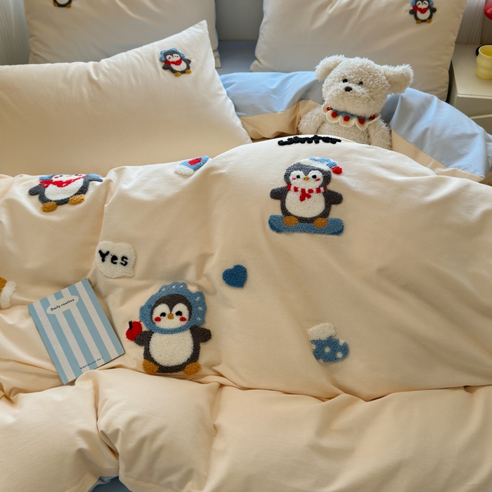 91家纺网 家纺一手货源 找家纺 如意朵 2025新款全棉加厚磨毛绣花四件套风格二（专版花型） 追梦企鹅米