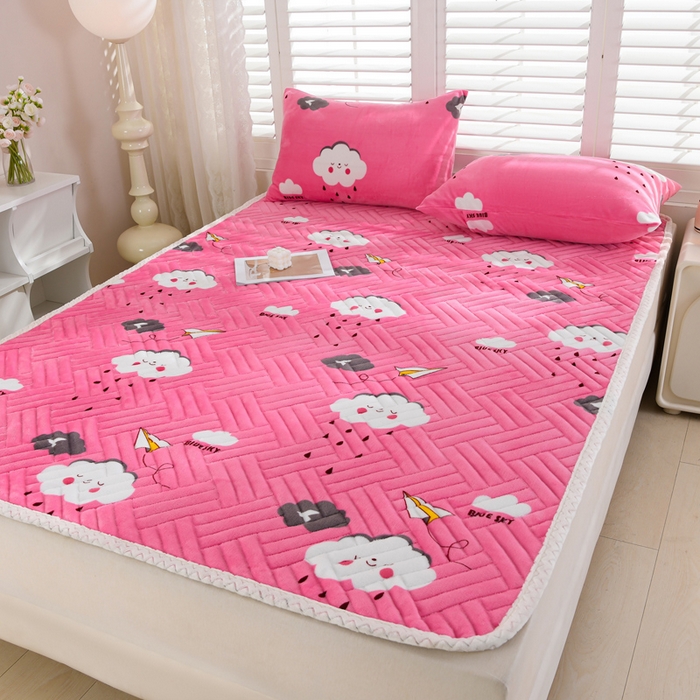 91家纺网 家纺一手货源 找家纺 圣楚家纺 2025新款牛奶绒加厚保暖夹棉床褥床垫 约定