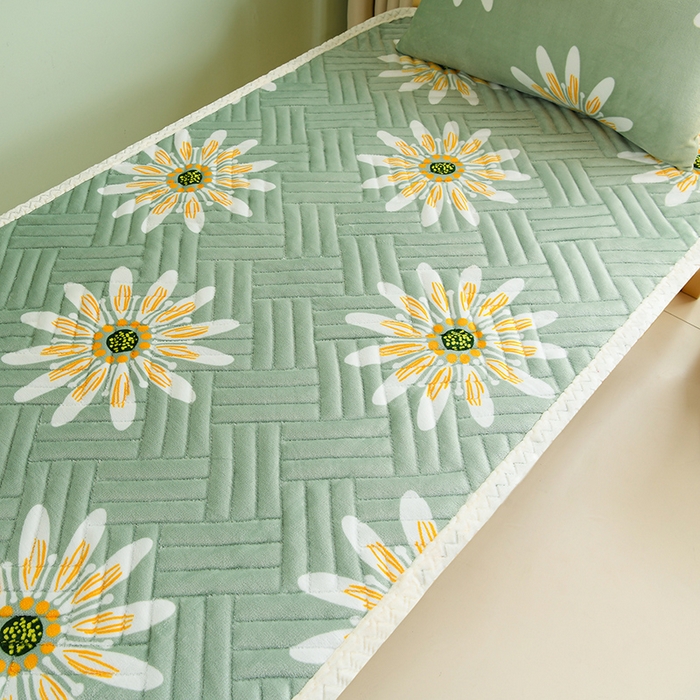 91家纺网 家纺一手货源 找家纺 圣楚家纺 2025新款牛奶绒加厚保暖夹棉床褥床垫 暖阳