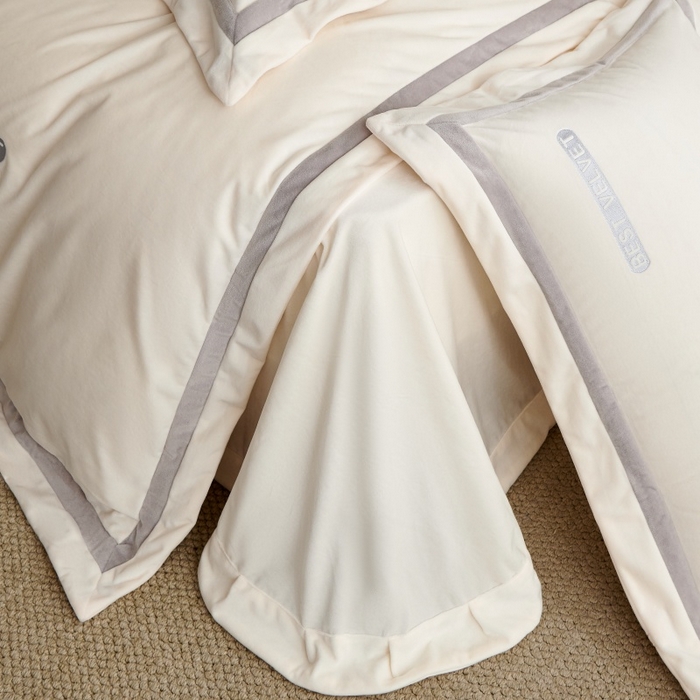 91家纺网 家纺一手货源 找家纺 （总）淼铭家纺 2025秋冬新款婴肤绒双拼绣花四件套-雅韵系列