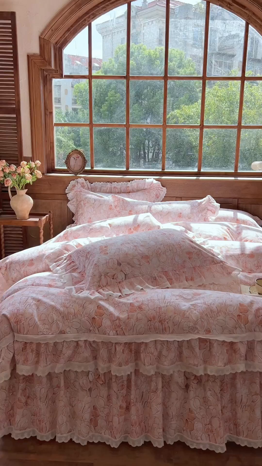 91家纺网 家纺一手货源 找家纺 网红馆（ck家纺） 2025新款全棉磨毛印花床裙款复古法式优雅四件套 梦语-桔