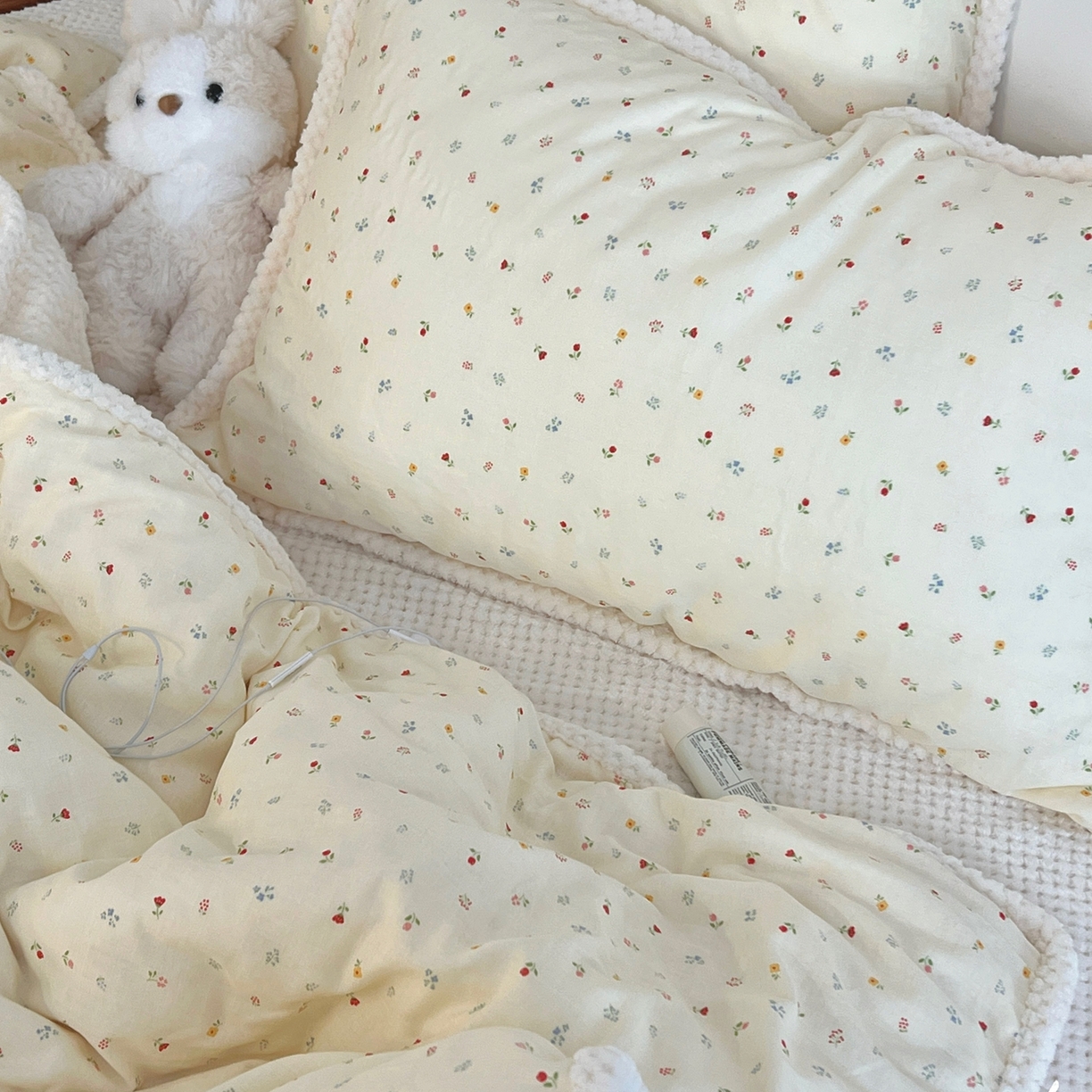 荣轩 2025秋冬必备新品棉加绒华夫格提花绒工艺款四件套（铺床版）甜心花园