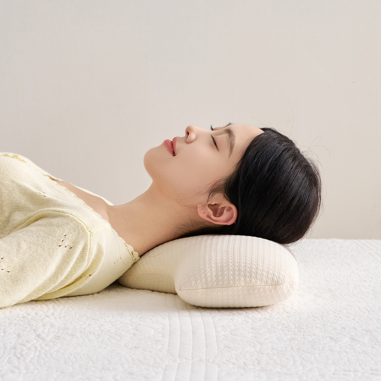 91家纺网 家纺一手货源 找家纺 乐可 2025新款草本颈椎枕荞麦枕本草香丸合香枕枕头枕芯 草本颈椎枕-米