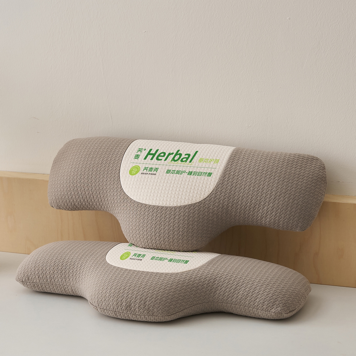 91家纺网 家纺一手货源 找家纺 乐可 2025新款草本颈椎枕荞麦枕本草香丸合香枕枕头枕芯 草本颈椎枕-咖