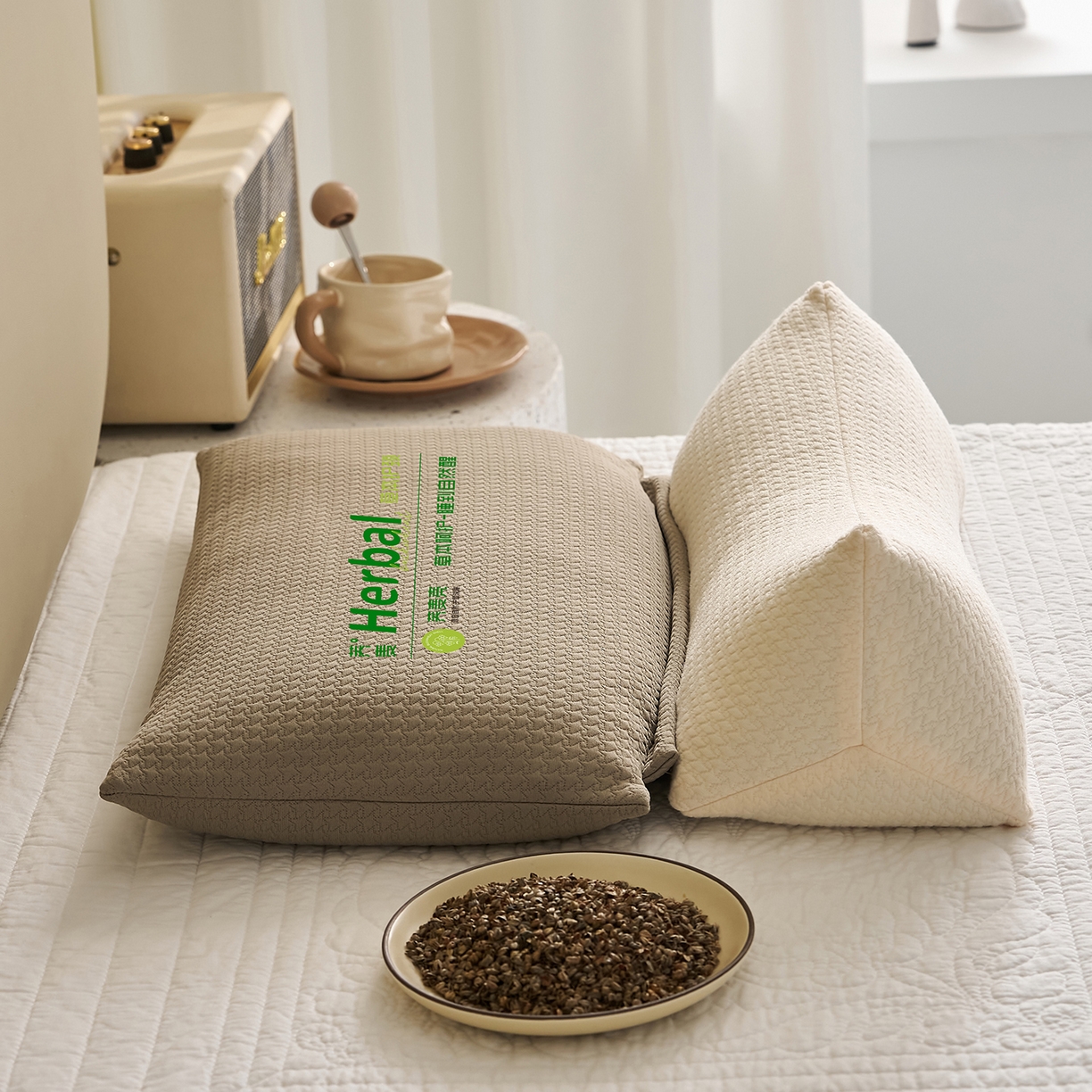 91家纺网 家纺一手货源 找家纺 乐可 2025新款草本组合枕荞麦枕本草香丸合香枕枕头枕芯 草本组合枕-米色