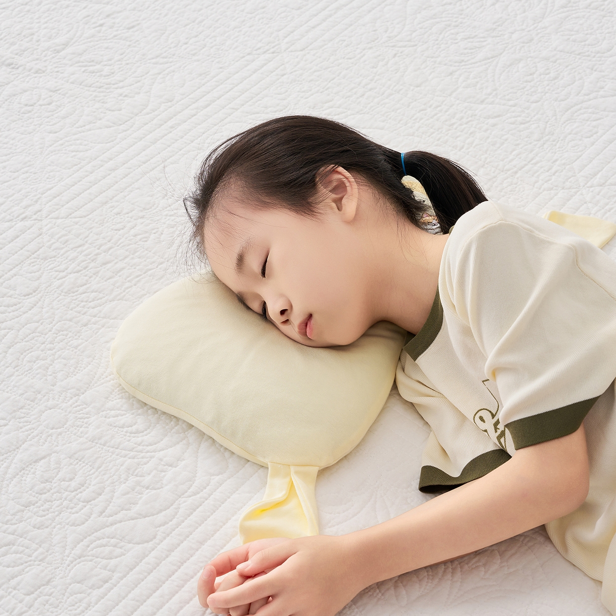 91家纺网 家纺一手货源 找家纺 （总）乐可 2025新款香眠安抚枕山楂籽合香枕手工香丸枕枕头枕芯