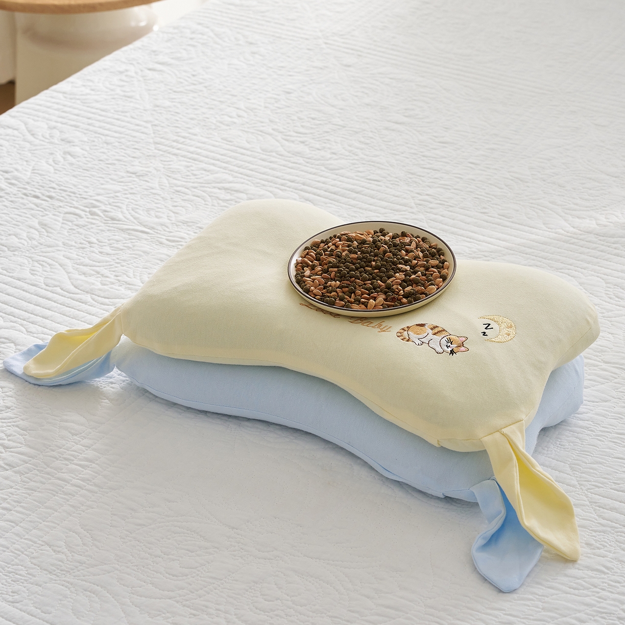 91家纺网 家纺一手货源 找家纺 乐可 2025新款香眠安抚枕山楂籽合香枕手工香丸枕枕头枕芯 香眠安抚枕-组合图