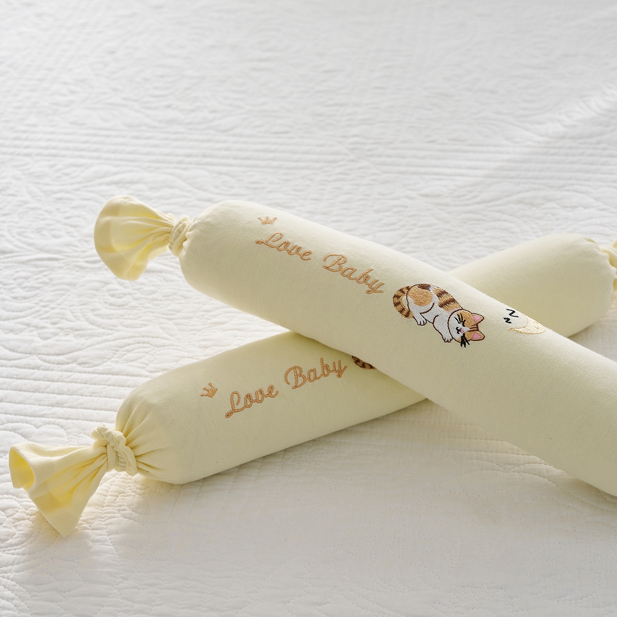 乐可 2025新款香眠糖果枕山楂籽合香枕手工香丸枕安抚抱枕枕头枕芯 香眠糖果枕-猫咪黄