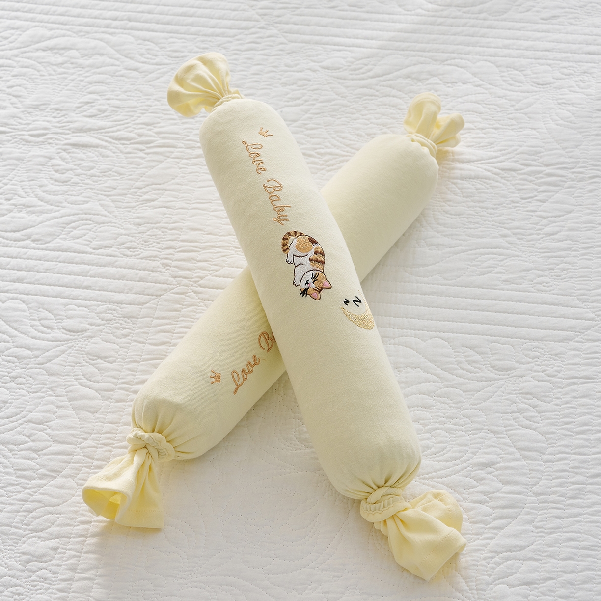 91家纺网 家纺一手货源 找家纺 乐可 2025新款香眠糖果枕山楂籽合香枕手工香丸枕安抚抱枕枕头枕芯 香眠糖果枕-猫咪黄