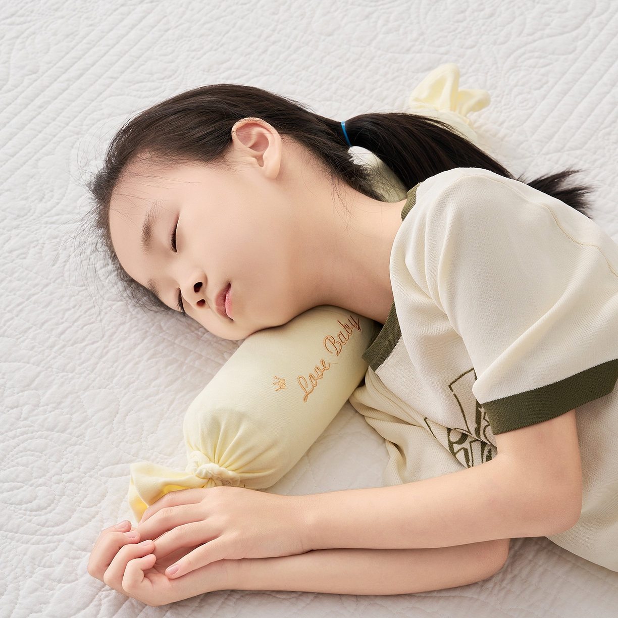 91家纺网 家纺一手货源 找家纺 乐可 2025新款香眠糖果枕山楂籽合香枕手工香丸枕安抚抱枕枕头枕芯 香眠糖果枕-猫咪黄