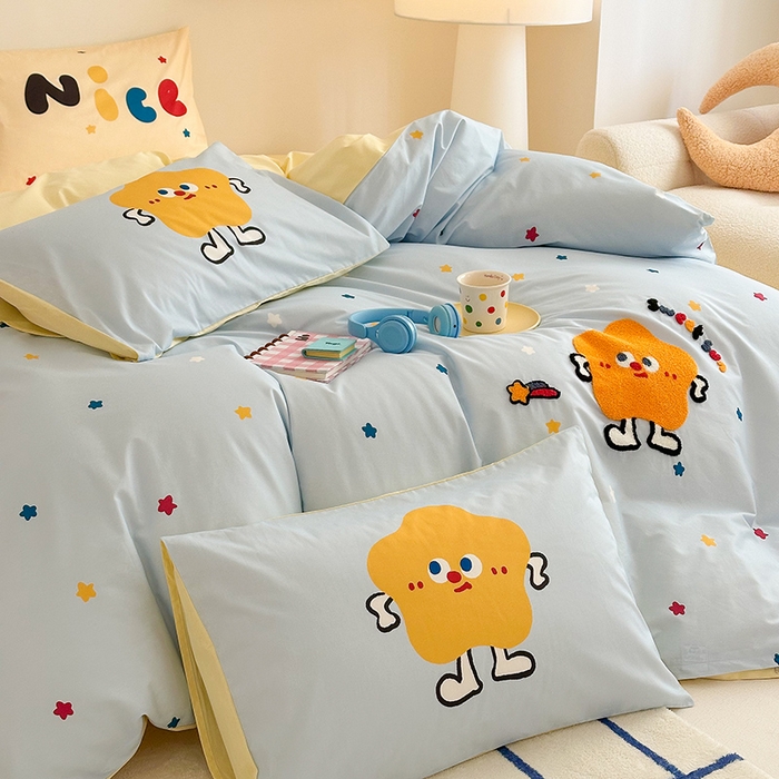 91家纺网 家纺一手货源 找家纺 锦彩家居 2025新款全棉13372数码印花毛巾绣四件套（提供买家秀） 彩虹星星