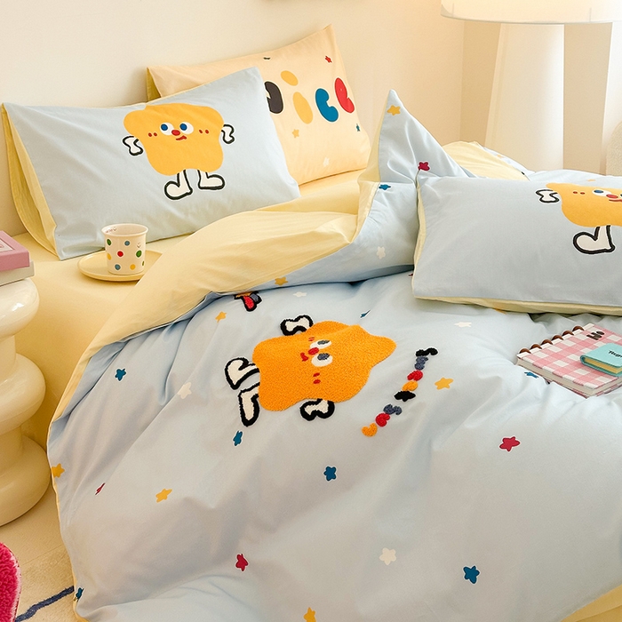 91家纺网 家纺一手货源 找家纺 锦彩家居 2025新款全棉13372数码印花毛巾绣四件套（提供买家秀） 彩虹星星