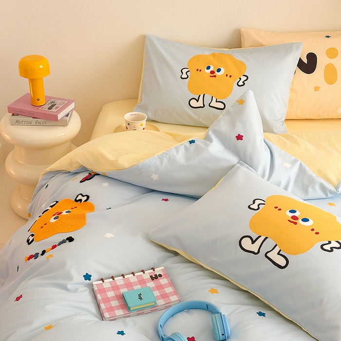 91家纺网 家纺一手货源 找家纺 锦彩家居 2025新款全棉13372数码印花毛巾绣四件套（提供买家秀） 彩虹星星