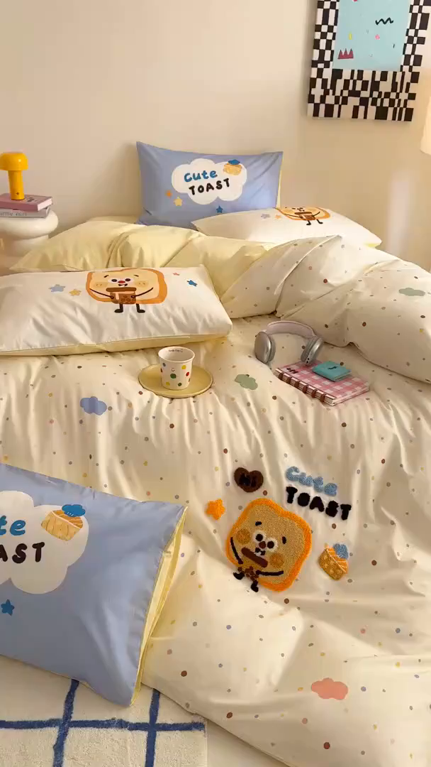 91家纺网 家纺一手货源 找家纺 锦彩家居 2025新款全棉13372数码印花毛巾绣四件套（提供买家秀） 吐司面包