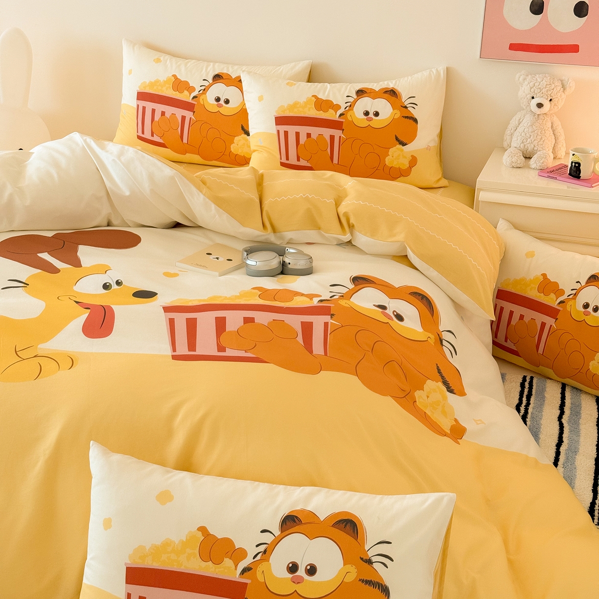 91家纺网 家纺一手货源 找家纺 锦彩家居 2025新款全棉数码印花卡通四件套-加菲猫系列 爆米花加菲