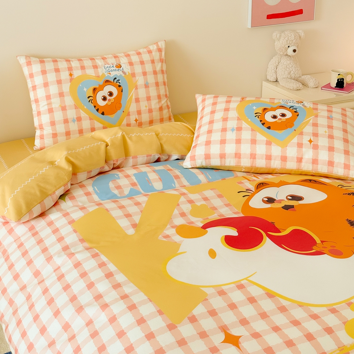 91家纺网 家纺一手货源 找家纺 锦彩家居 2025新款全棉数码印花卡通四件套-加菲猫系列 可爱加菲