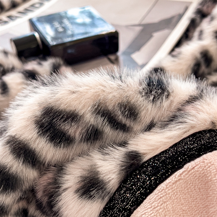 91家纺网 家纺一手货源 找家纺 九花鹿 2025新款水貂绒蝴蝶结豹纹四件套 蝴蝶结豹纹-粉