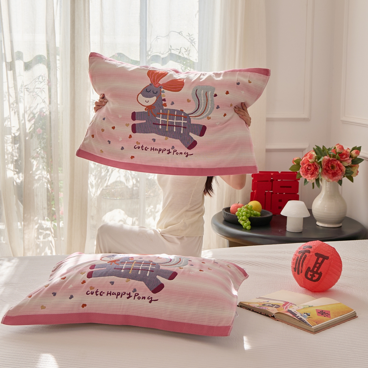 91家纺网 家纺一手货源 找家纺 沐瑟家纺 2026新款纯棉八层枕巾-马 恋爱马粉