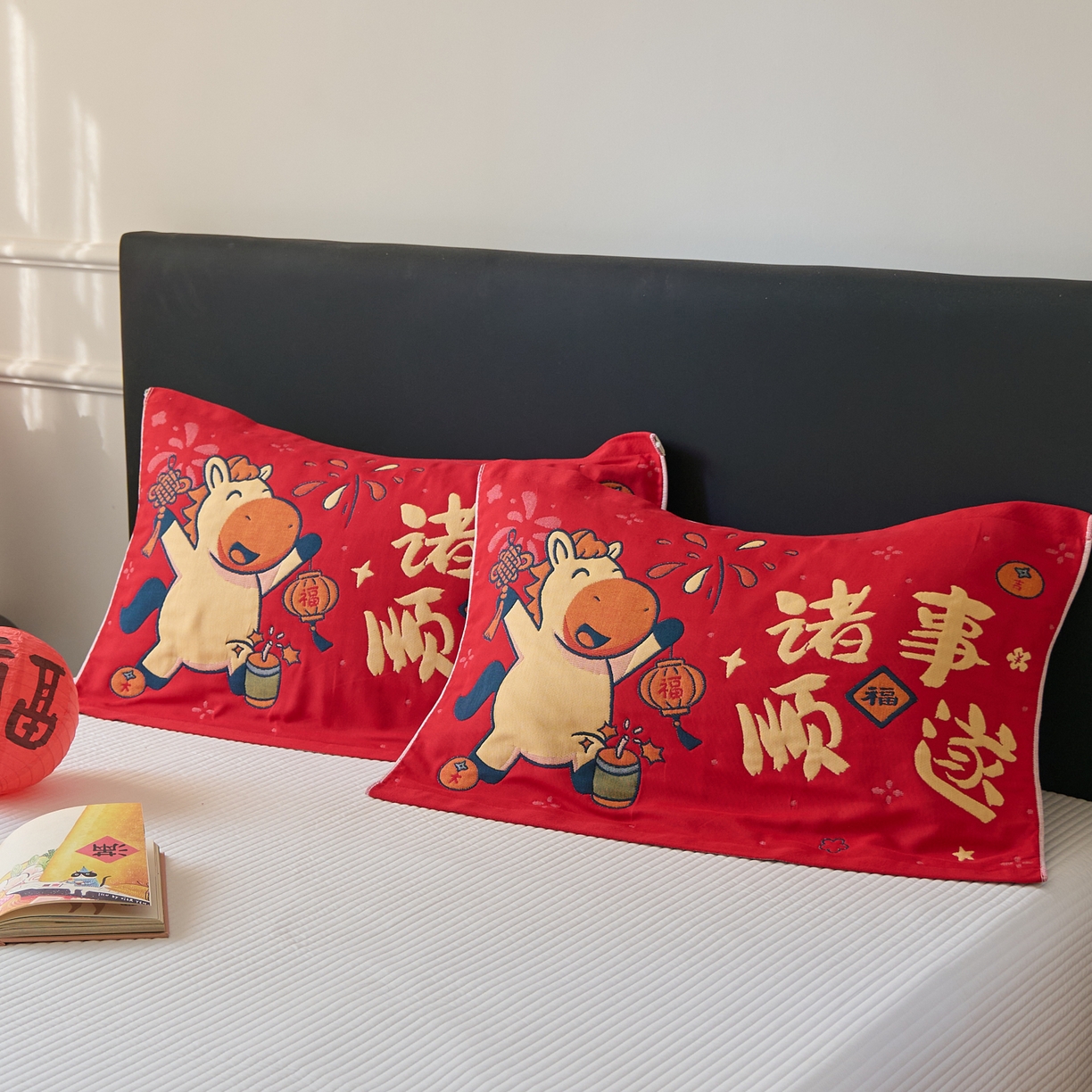 91家纺网 家纺一手货源 找家纺 沐瑟家纺 2026新款纯棉八层枕巾-马 诸事顺遂马