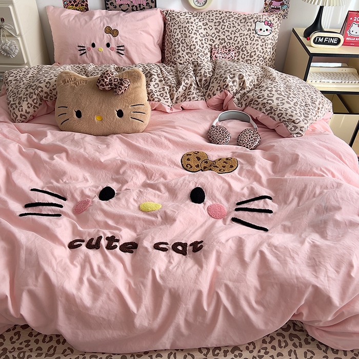 91家纺网 家纺一手货源 找家纺 （总）原素 2026网红爆款豹纹喵表情包毛巾绣A类床上四件套