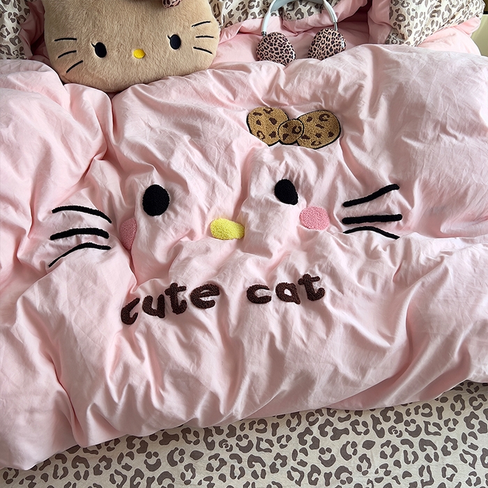 91家纺网 家纺一手货源 找家纺 （总）原素 2026网红爆款豹纹喵表情包毛巾绣A类床上四件套