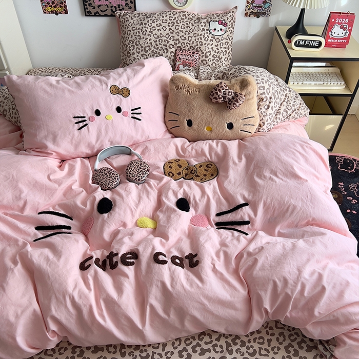 91家纺网 家纺一手货源 找家纺 原素 2026网红爆款豹纹喵表情包毛巾绣A类床上四件套 豹纹喵表情包-粉