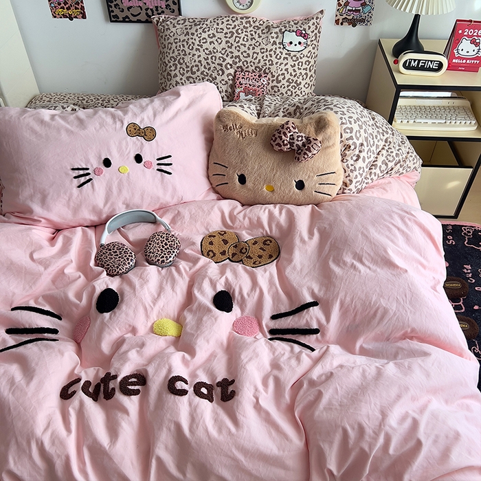 91家纺网 家纺一手货源 找家纺 原素 2026网红爆款豹纹喵表情包毛巾绣A类床上四件套 豹纹喵表情包-粉