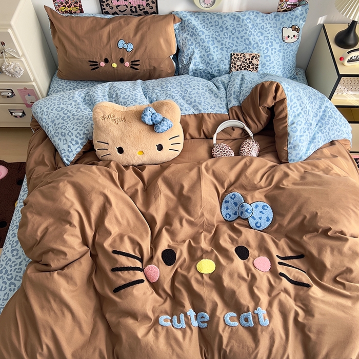 91家纺网 家纺一手货源 找家纺 原素 2026网红爆款豹纹喵表情包毛巾绣A类床上四件套 豹纹喵表情包-蓝