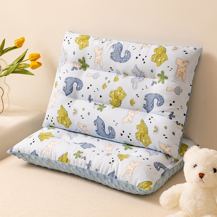 91家纺网 家纺一手货源 找家纺 小米枕芯 2025新款豆豆绒卡通儿童枕 枕头枕芯 恐龙派对